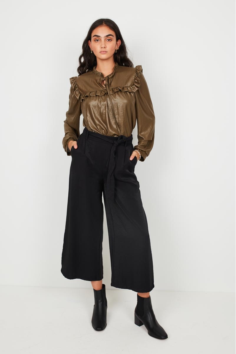 CROPPED TROUSERS WITH BOW